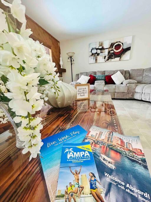 Vintage Family Scape + Heated Pool&Discount Tampa Exterior foto