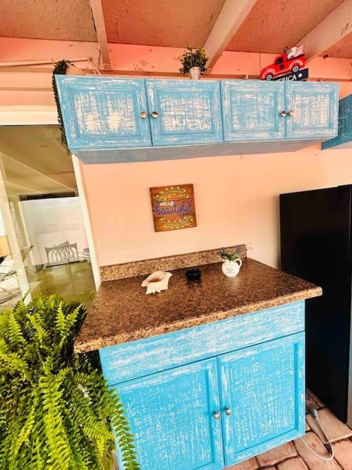 Vintage Family Scape + Heated Pool&Discount Tampa Exterior foto